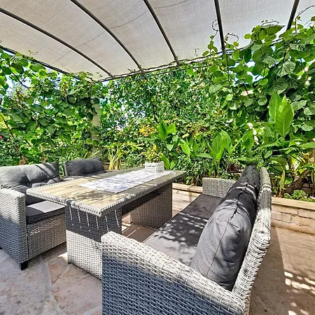 Ana-1 By Interhome Apartamento Supetar