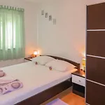 Appartamento Ana-1 By Interhome